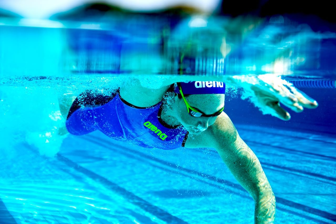 ARENA Tracks Mirror Goggles, FINA Approved Unisex Racing Goggles for Outdoor Swimming with Anti-Fog, UV Protection & Adjustable Fit